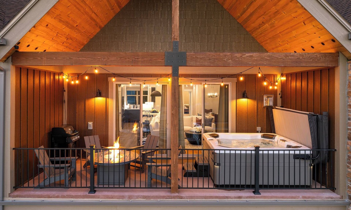 Grand Elk Ranch House | Upscale, spacious Granby home w/stunning mountain views, hot tub from deck!