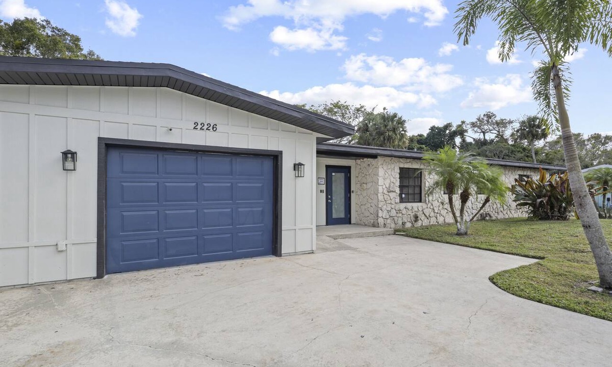 Vero Beach South Condo | Vero Beach Paradise - 3 BR Unit near Downtown & Beaches
