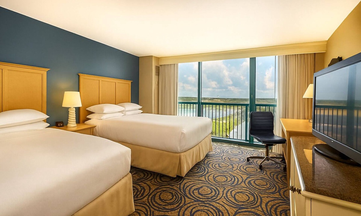 Brush - Stewarts Apartment | Walking Distance to Daytona Lagoon! Pools & Spa!