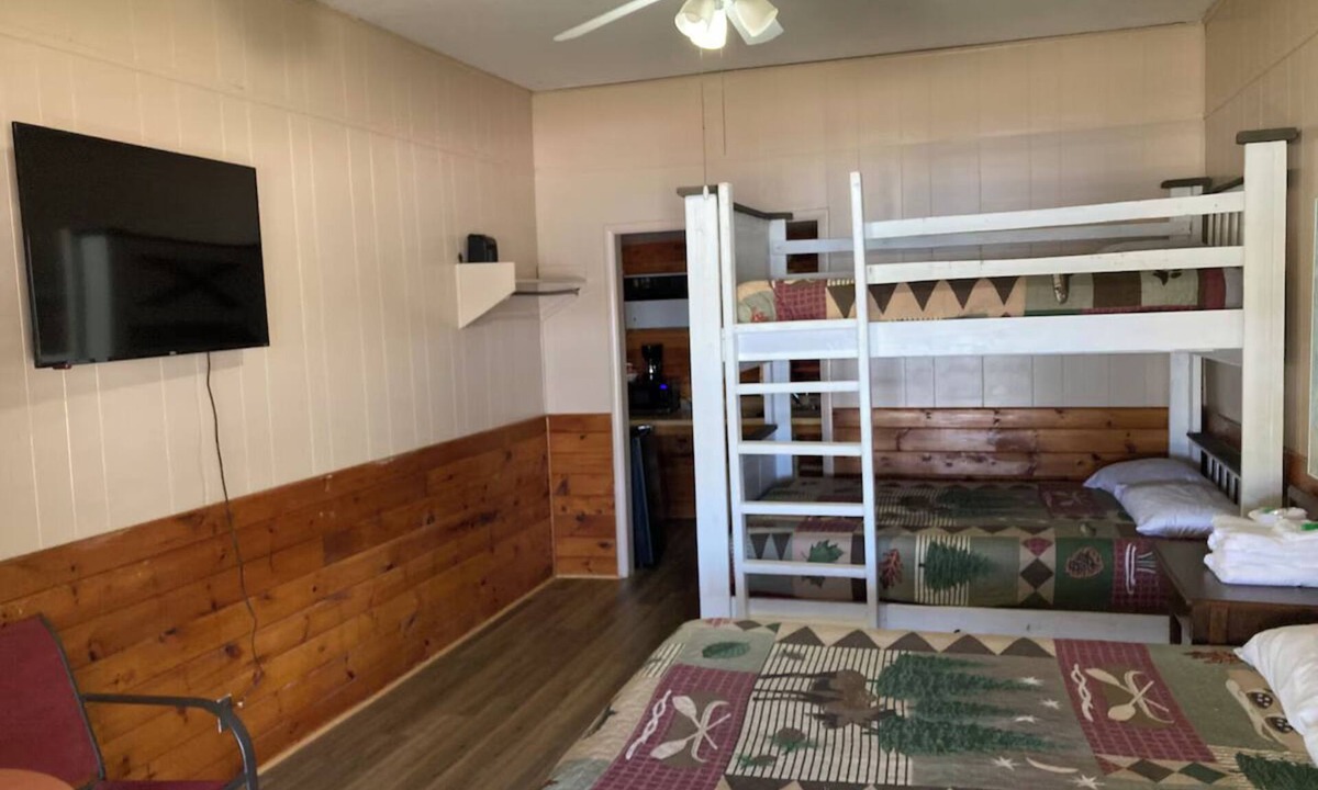 Graham Cabin | Water front cabin #12 Cabin in Graham, steps from Possum Kingdom Lake