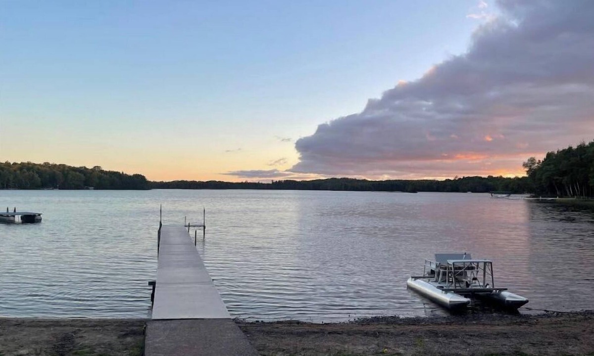 Presque Isle Resort | Waterfront 2 bedroom Cabin on Resort grounds