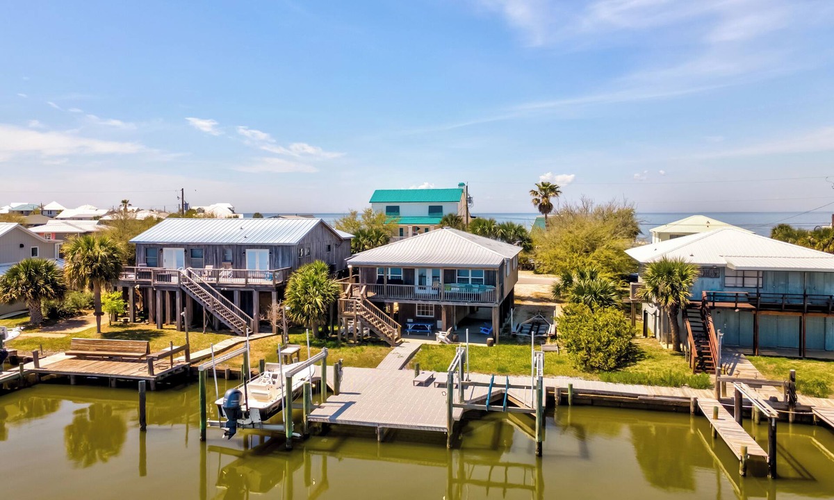 Royal Lagoons House | Waterfront, Boat Slip, Fish Camp - Sunny Side Up II