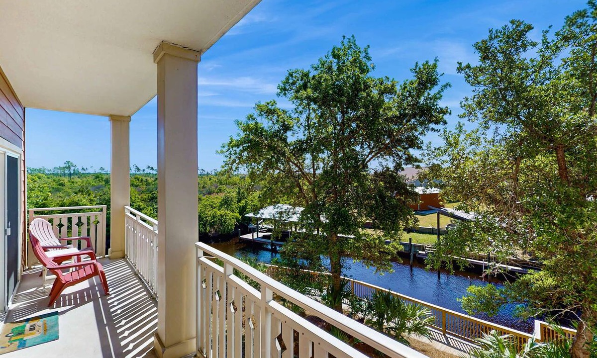 Waterside Village Condo | Waterfront Home Close to Beach w/Shared Pool, Hot Tub, Free WiFi, & Central AC