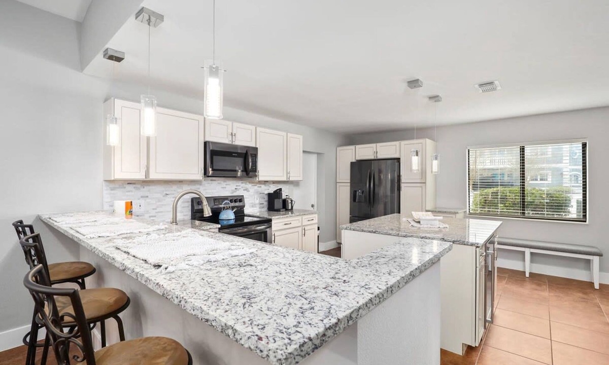 Palm Harbor House | Waterside Pool Paradise