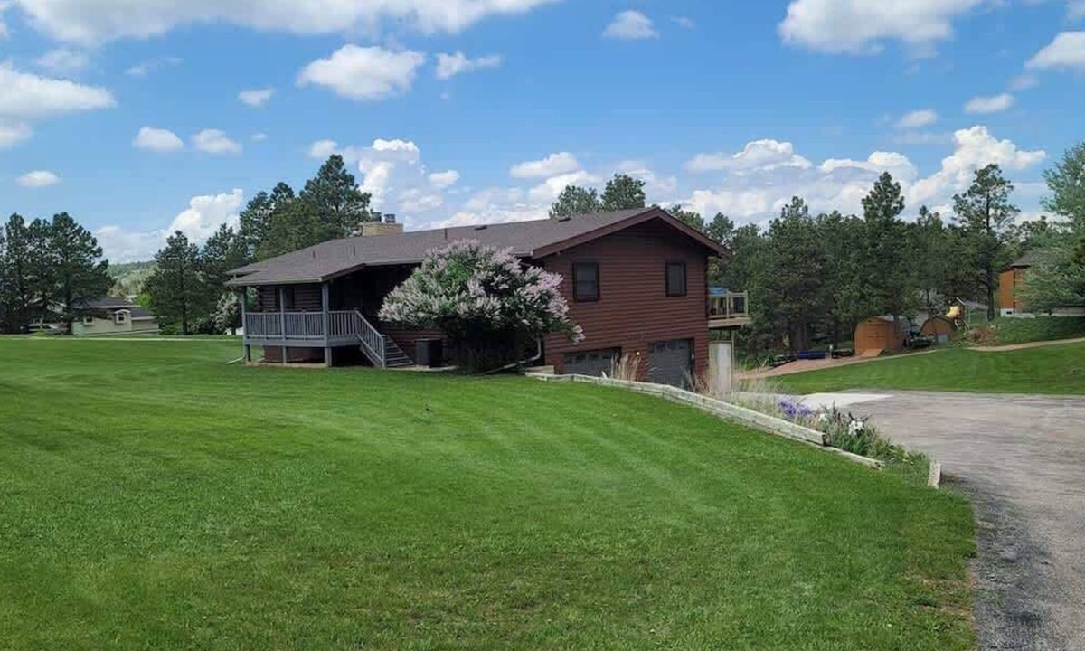 Colonial Pine Hills House | Whispering Grace Retreat