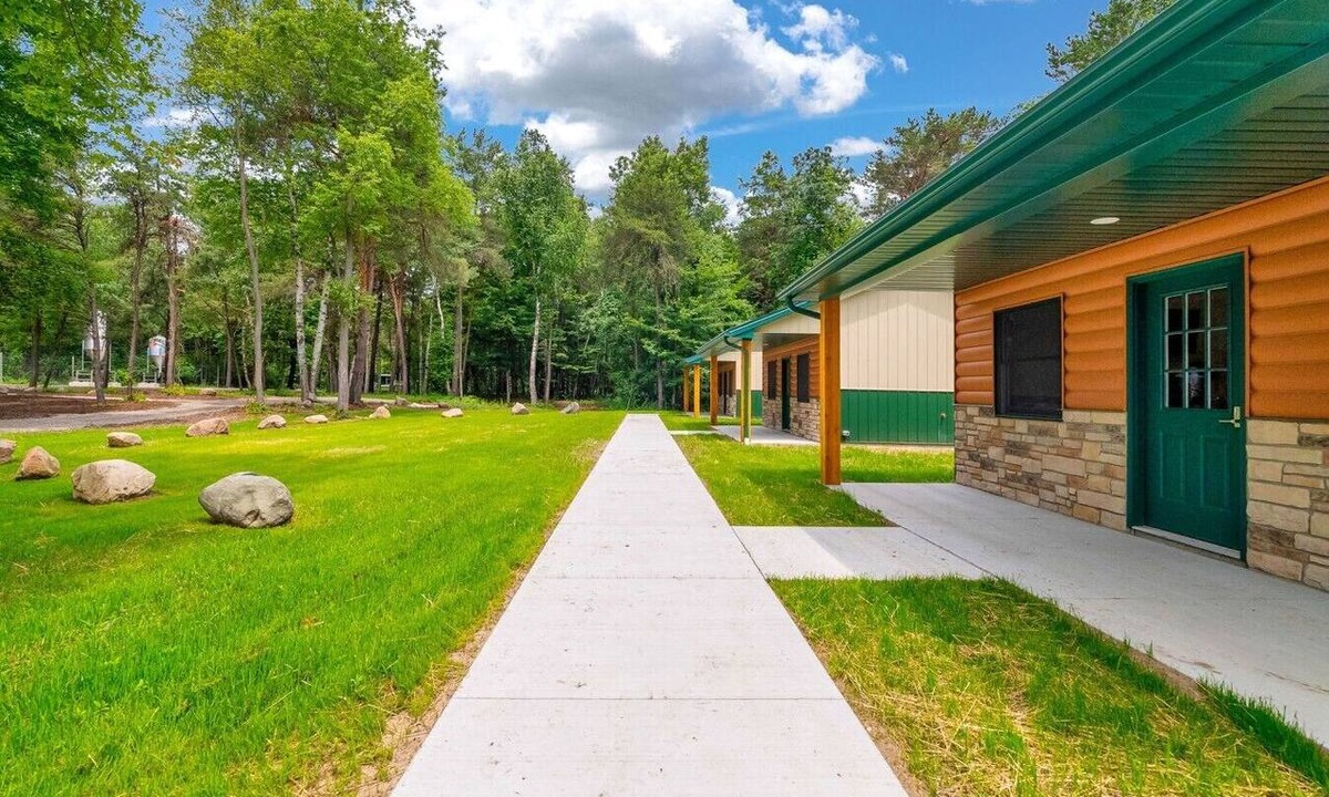 Jeddo Cabin | Whitetail Ridge Cabin 2