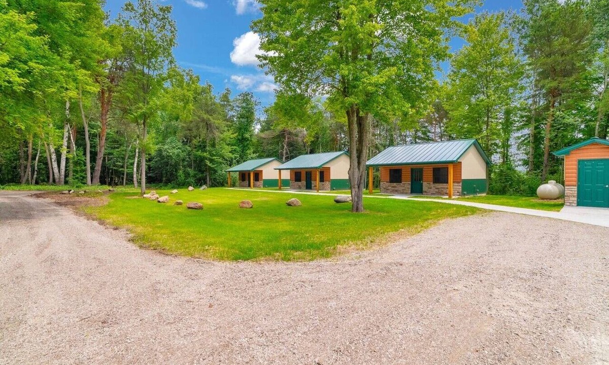 Jeddo Cabin | Whitetail Ridge Cabin 3