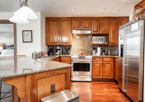 Ascent Residence 208