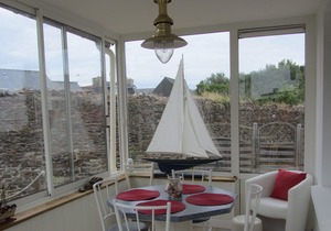 BINIC Breton house 100 m from the beach of the port and the city center wifi