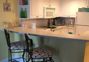 Daytona Beach . Ocean View Condo Hot tub,Gym,Sauna,1 outdoor 1 indoor pool Open
