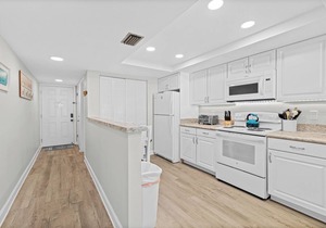 Ground Floor Oceanfront Condo Steps to Beach Unit 106 Sleeps 6