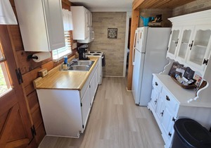 Log Cabin 9 at Osborn Boat Ramp on Patoka Lake