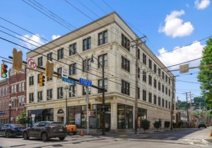 Modern Upscale 2BR Apartment on Carson Stay Gia in Pittsburgh