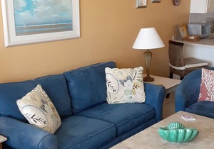 Ocean Front Condo. Magnificent Beach View.1B 1B Sleep 4. Hot tab & 2 pools open