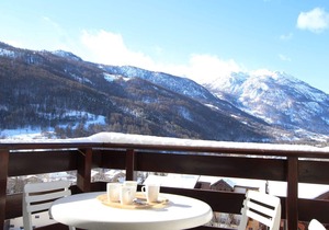 Studio sleeping area 4 pers, southwest balcony, Serre-Chevalier in Saint-Chaffrey