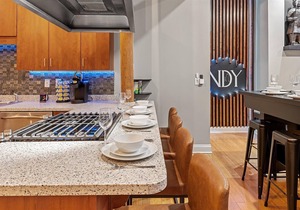 Top Floor Loft by Convention Center Smart Home