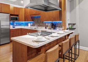 Top Floor Loft by Convention Center Smart Home