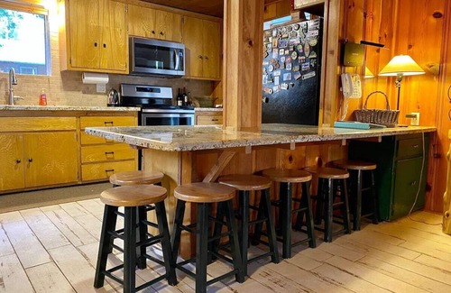 Bass Lake House | Bear’s Lair Cabin, Willow Cove, Bass Lake