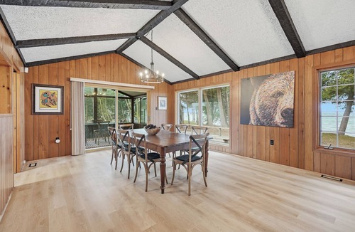 Beaverton House | 1-Acre Private Lake Simcoe Waterfront | 150’ Sandy Beach & Incredible Sunsets