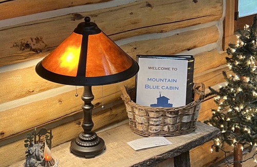 Mountain Cabin | 102 m² Cabin ∙ 1 bedroom ∙ 4 guests