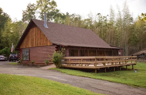 Uncertain Cabin | #16 TalleyWhacker