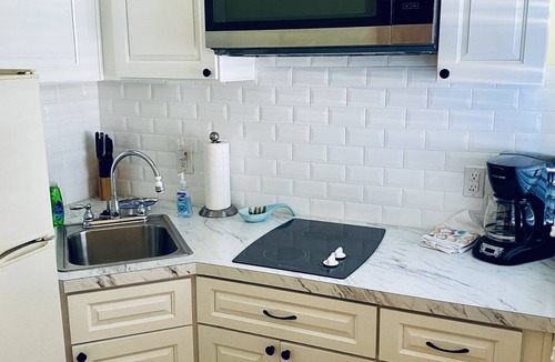 Lenox Park Condo | 1ST FLOOR KITCHENETTE OCEAN JEWELS AT HEATED POOL GREAT OCEAN VIEW NEW 2 POOLS
