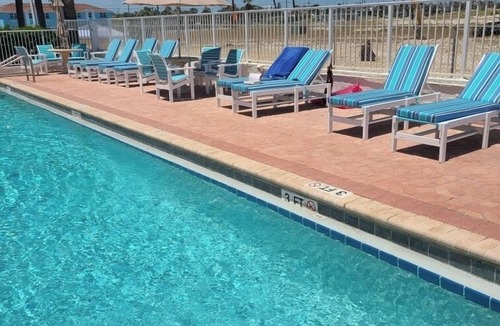 Lenox Park Condo | 1ST FLOOR KITCHENETTE OCEAN JEWELS AT HEATED POOL GREAT OCEAN VIEW NEW 2 POOLS