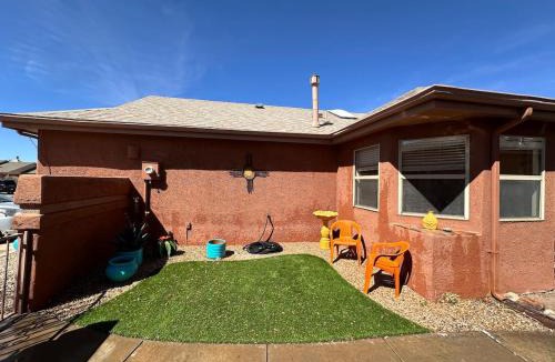 Mesilla Park House | 2 bd, 2bth near NMSU and Memorial Medical Center