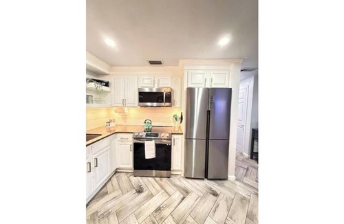 Port Orange House | 2 Bed 1 Bath