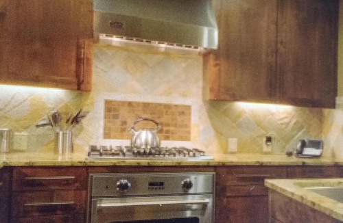 Truckee Condo | 2 bed 2 Baths, Luxury Northstar ski lodge, short walk to gondola.