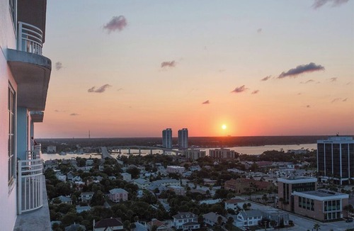 Daytona Beach Condo | 2 Bedroom Deluxe Condo, Sleeps 8, w/Kitchen, Daytona Beach, Ocean Walk Resort!