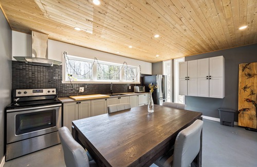 Grenville-sur-la-Rouge Ski Chalet | 2 chalets close to each other