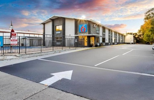Ogden Apartment | 2 Full Beds | Non-Smoking