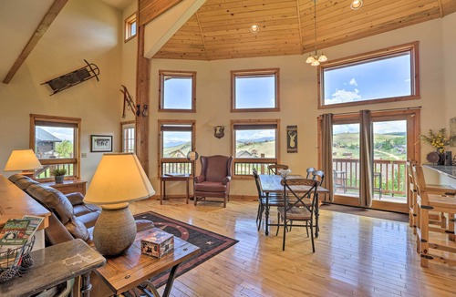Innsbruck Val Moritz House | 2 Mi to Granby Ranch: Granby Home w/Hot Tub!