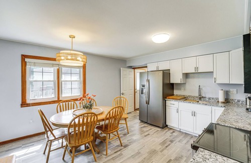 Harrison House | 2 Mi to Lake St Clair Boat Launch: Family Friendly