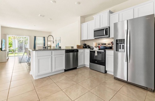 St. Augustine House | 2 Private Suites, Pool Near Beaches & Golf