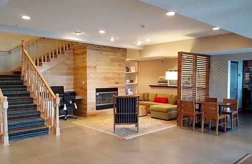 Springfield Hotel | 2-Star Hotel ∙ Country Inn & Suites by Radisson, Springfield, OH