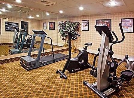 Huber Heights Hotel | 2-Star Hotel ∙ Holiday Inn Express Hotel & Suites Dayton-Huber Heights, an IHG Hotel