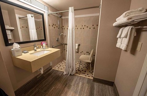 Plainfield Hotel | 2-Star Hotel ∙ Wingate by Wyndham Indianapolis Airport Plainfield