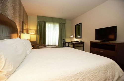 Covington Hotel | 2 Suite Rooms in Prime Location to Explore Covington - Near Pelican Park