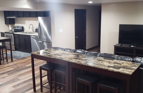 Green Bay House | 20% discount for gameday stays of 3 nights or more.