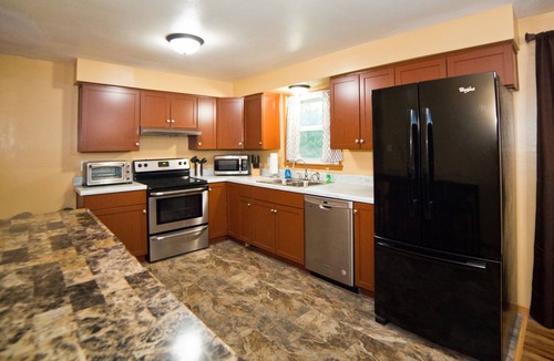Green Bay House | 20% discount for gameday stays of 3 nights or more.
