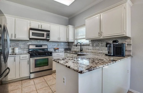 Flower Mound House | 20% OFF 3BD/2BA - Entire House - Flower Mound- FL021