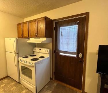Tomah Apartment | 201 E Veterans St Apt G by Patriot Properties