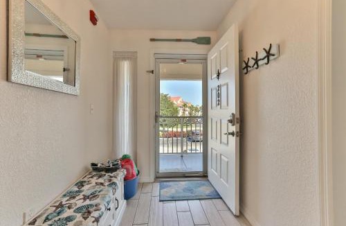 Bouchelles Island Apartment | 22 Riverfront Condo At Bouchelle Island