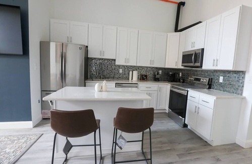 Downtown Historic District Apartment | 2A Experience Easton in Luxury: