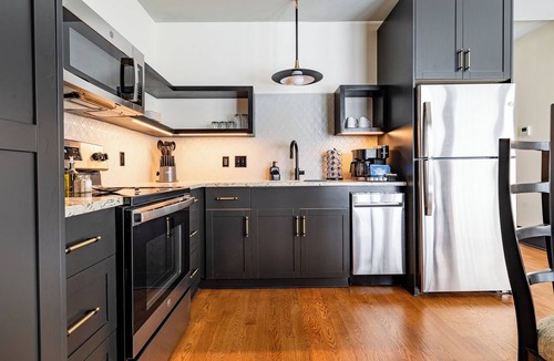 Central Business District Hotel | 2BR Iconic Penthouse Living + Private Patio | The Mayfair