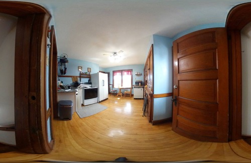 Sheboygan House | 2BR Spacious Upper, Overlooking Kiwanis Park, Close to Everything!