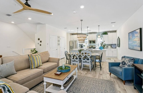 Ono Island House | 2BR Townhome | 6 Bikes Included | Private Beach Club w/Tiki Bar |Pools |Hot Tub |Golf | Dogs OK