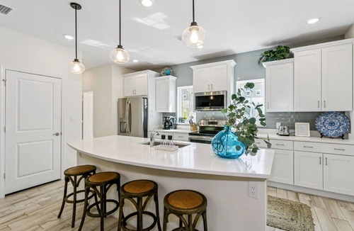Ono Island House | 2BR Townhome | 6 Bikes Included | Private Beach Club w/Tiki Bar |Pools |Hot Tub |Golf | Dogs OK